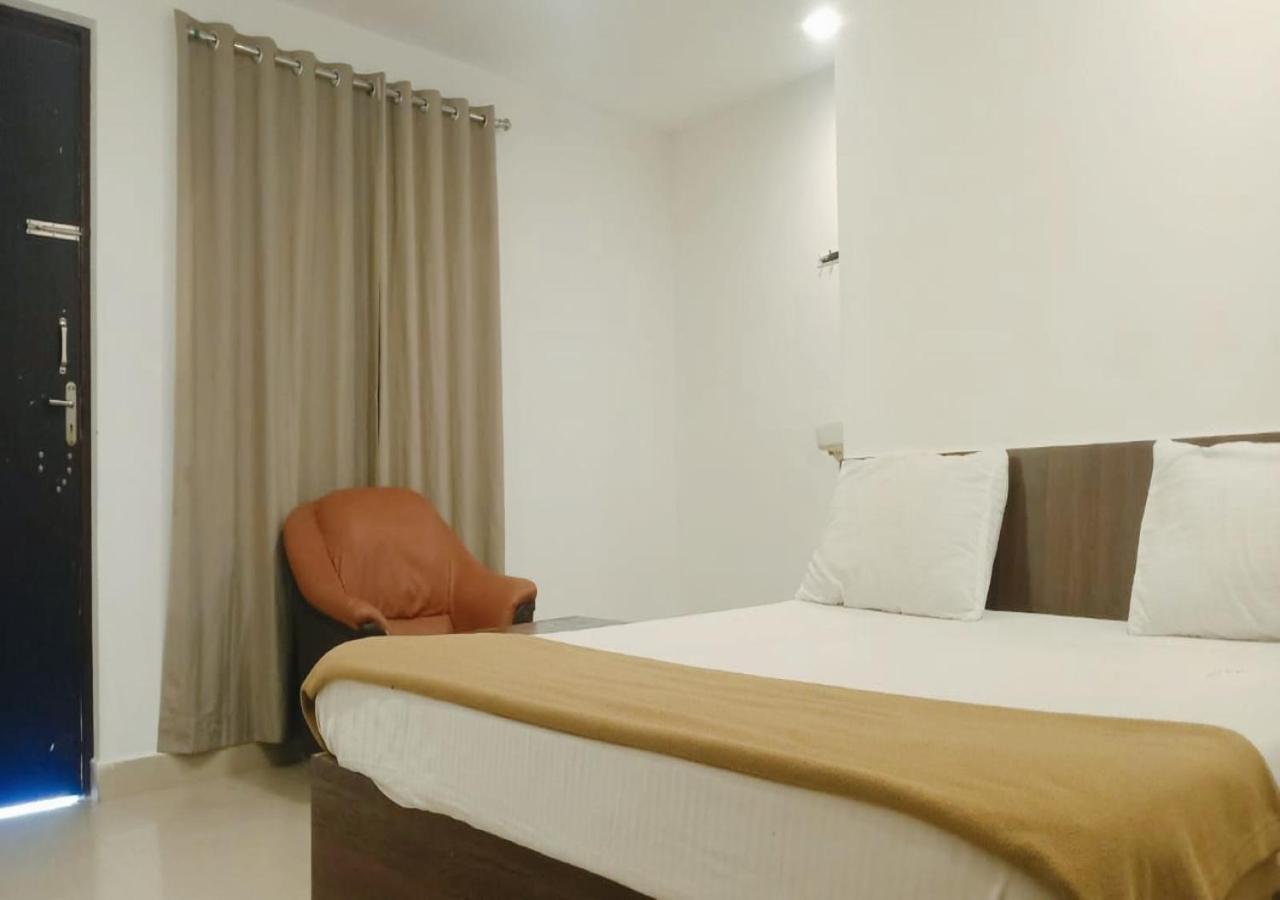 Olive - Spacious 7 Bhk Ac With 1 Acre Garden, Swimming Pool And Outdoor Games Farm stay